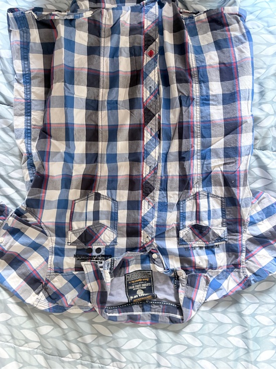 twinlife Other - Men's Blue and White Plaid Short-Sleeve Button-Down Shirt